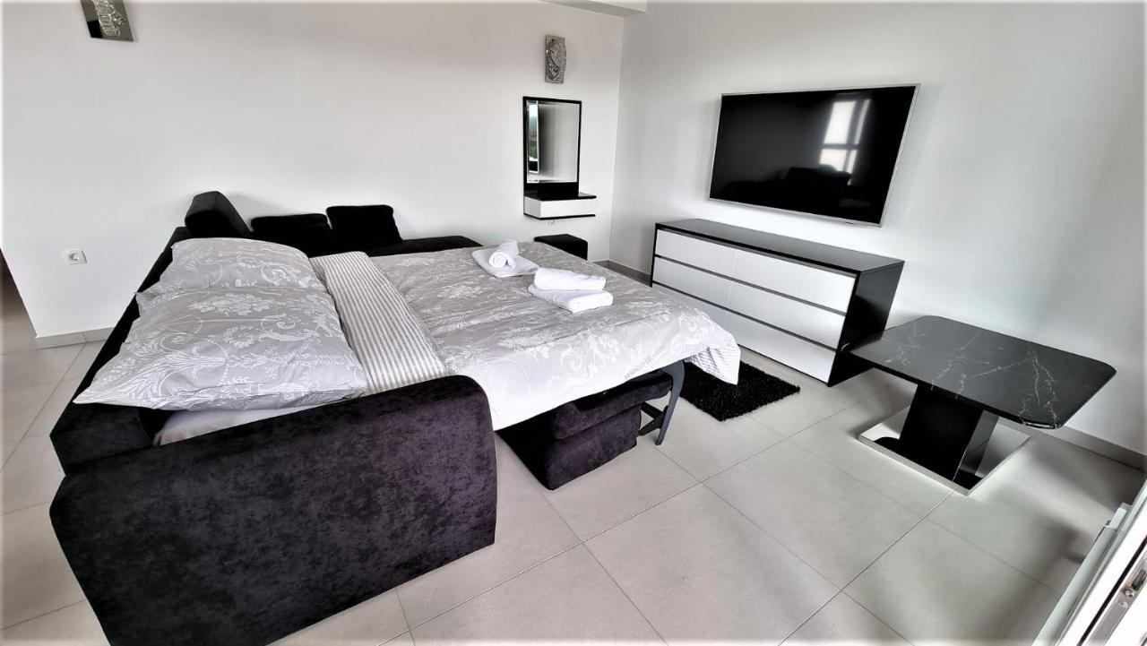 Bartol Luxury Apartments Krk Croatia, With Own Hot Tub - Whirlpool Krk Town Zewnętrze zdjęcie