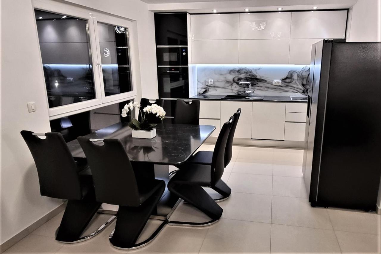 Bartol Luxury Apartments Krk Croatia, With Own Hot Tub - Whirlpool Krk Town Zewnętrze zdjęcie