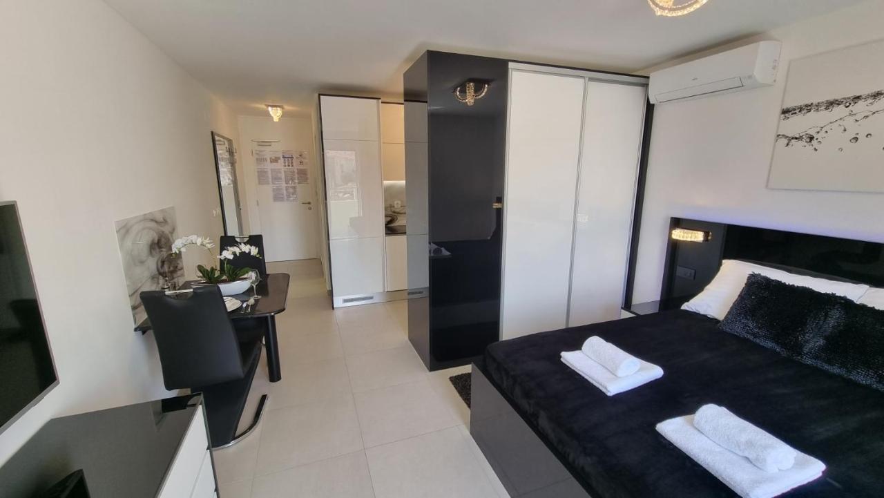 Bartol Luxury Apartments Krk Croatia, With Own Hot Tub - Whirlpool Krk Town Zewnętrze zdjęcie