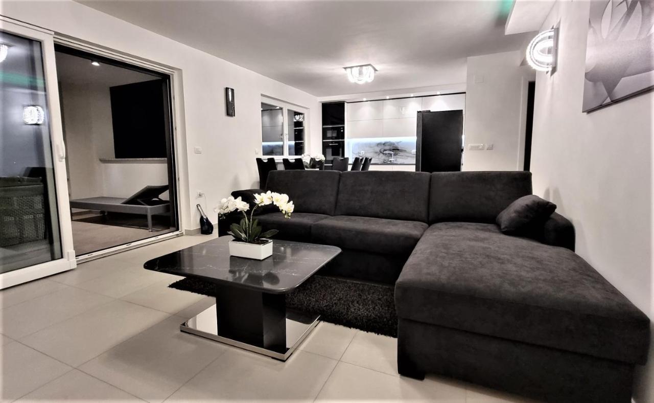 Bartol Luxury Apartments Krk Croatia, With Own Hot Tub - Whirlpool Krk Town Zewnętrze zdjęcie