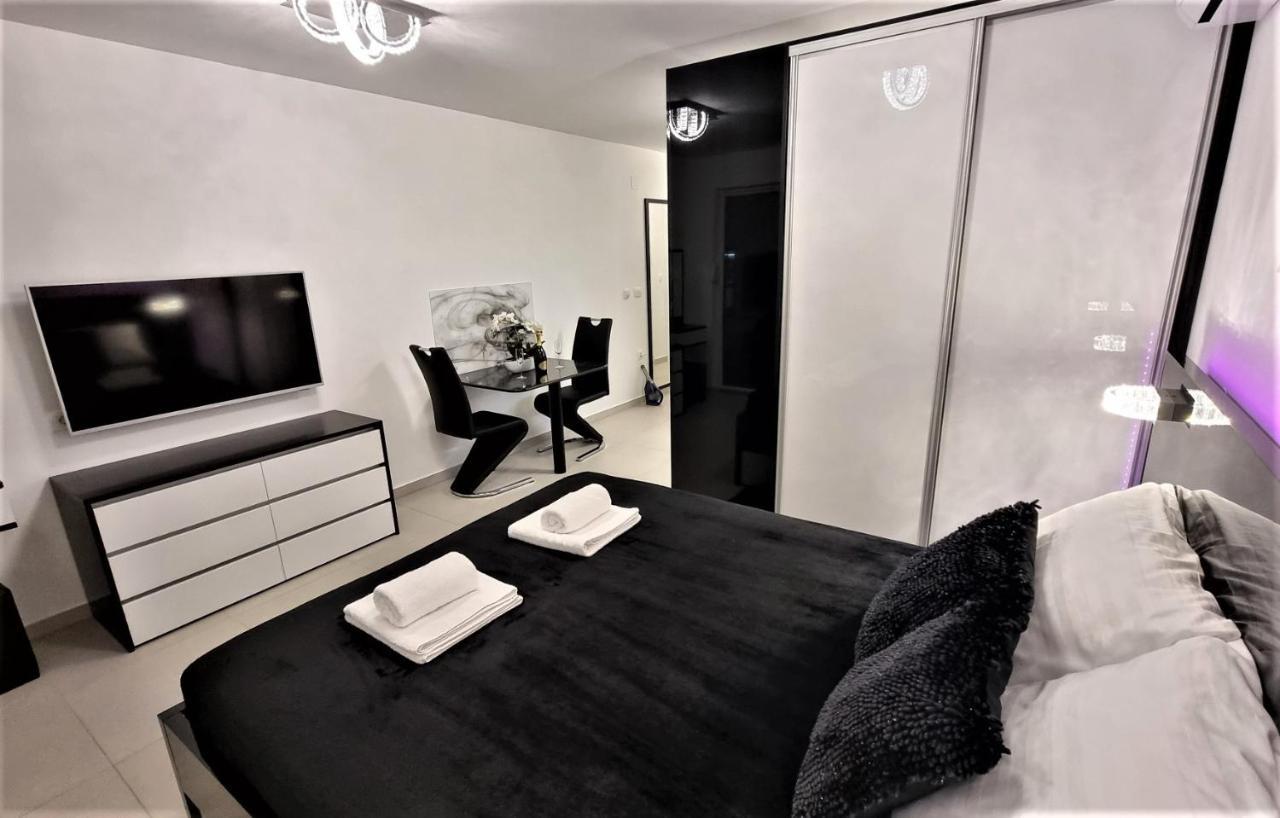 Bartol Luxury Apartments Krk Croatia, With Own Hot Tub - Whirlpool Krk Town Zewnętrze zdjęcie