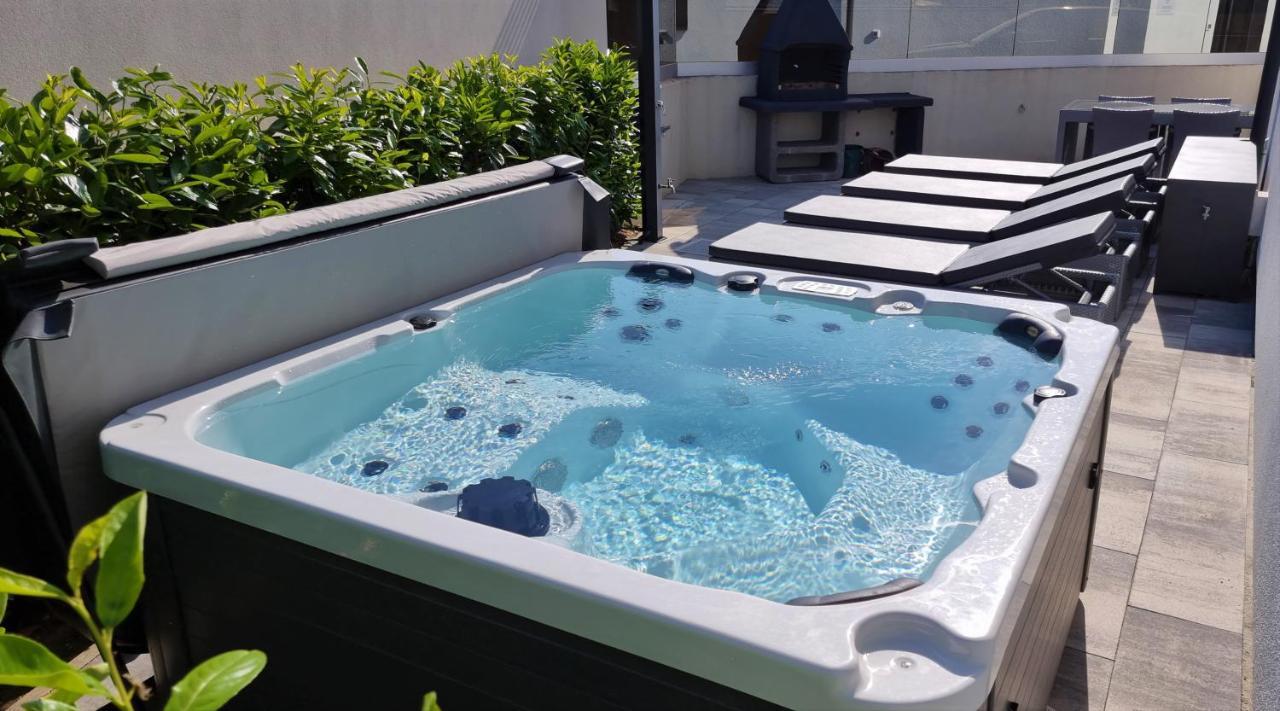 Bartol Luxury Apartments Krk Croatia, With Own Hot Tub - Whirlpool Krk Town Zewnętrze zdjęcie