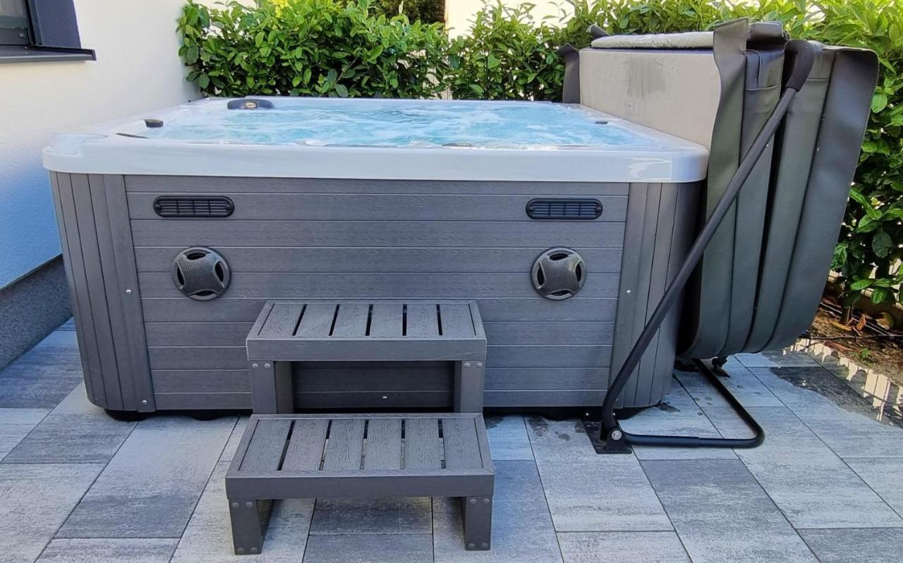 Bartol Luxury Apartments Krk Croatia, With Own Hot Tub - Whirlpool Krk Town Zewnętrze zdjęcie