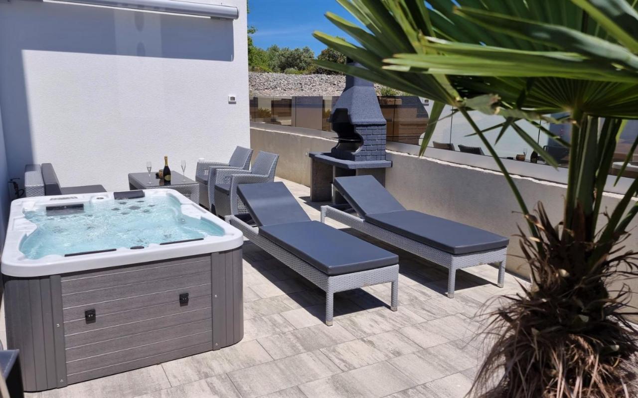 Bartol Luxury Apartments Krk Croatia, With Own Hot Tub - Whirlpool Krk Town Zewnętrze zdjęcie